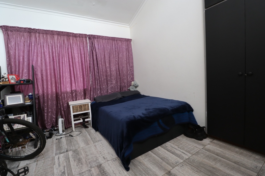 5 Bedroom Property for Sale in Morningside Eastern Cape